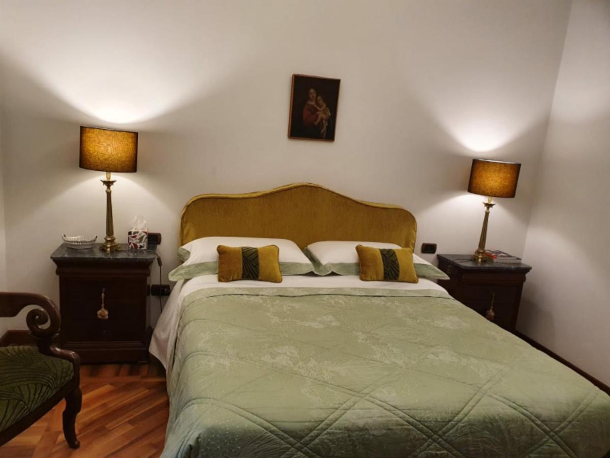 Apartamento L'Arnia Nápoles Exterior foto