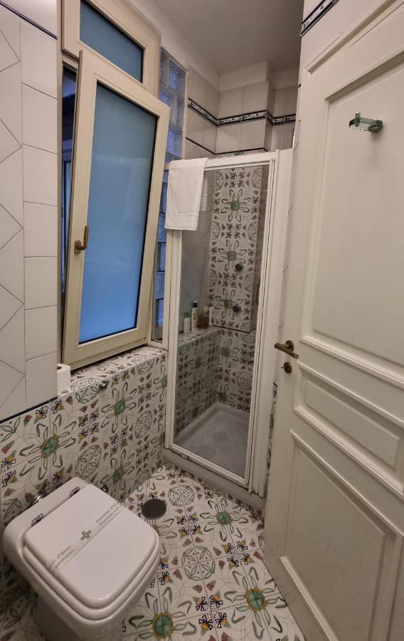 Apartamento L'Arnia Nápoles Exterior foto