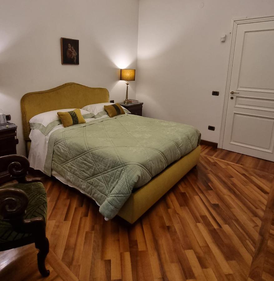 Apartamento L'Arnia Nápoles Exterior foto
